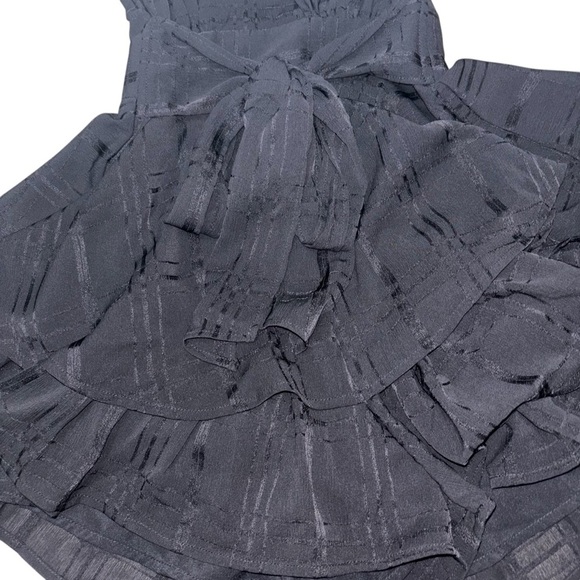 Edite Mode Women's Size XS Fashion Strap Tie-Up Ruffle Romper Black Checkered - Picture 8 of 12